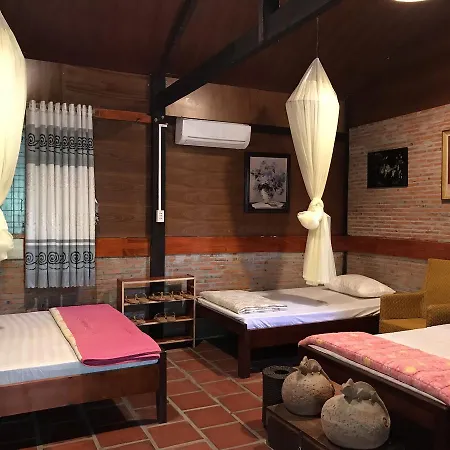 Charming Countryside Homestay Ben Tre Exterior photo
